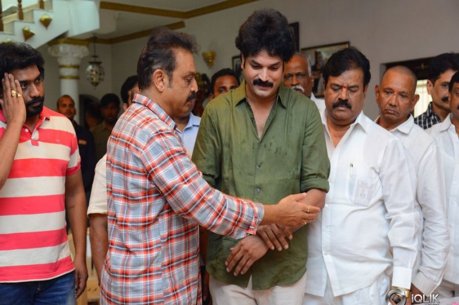 Celebrities-Pay-Homage-to-Vijaya-Nirmala-Garu